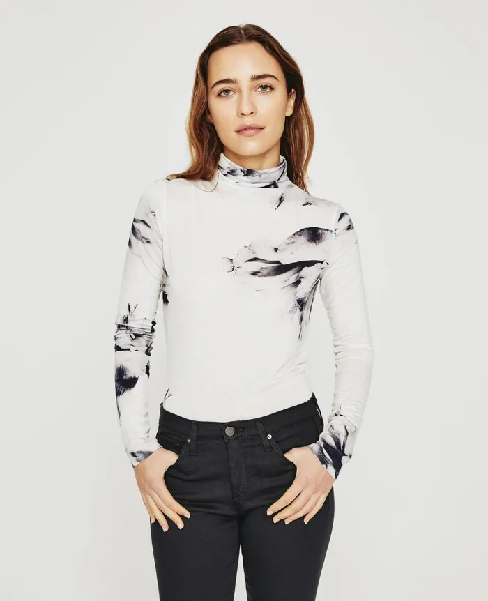 AG Jeans Chels Turtleneck Will Garden White Multi Women Tops and Shirts AG Jeans Chels Turtleneck Will Garden White Multi Women Tops and Shirts