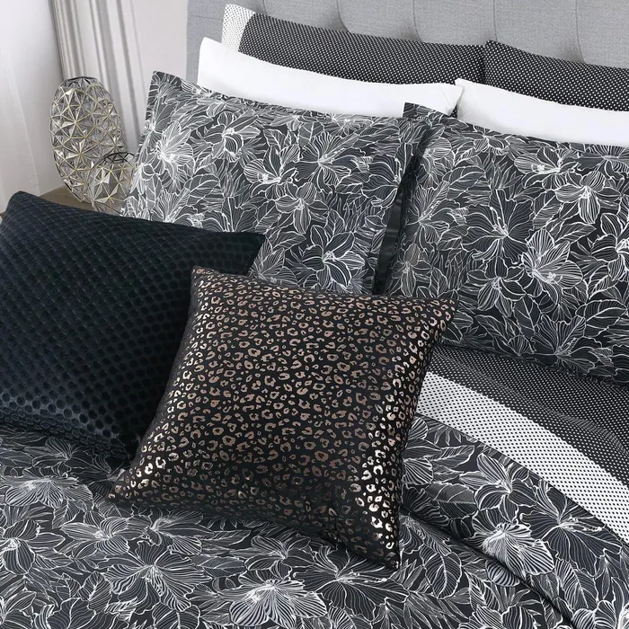 Anne Klein Marlo Comforter Set Black Women Home