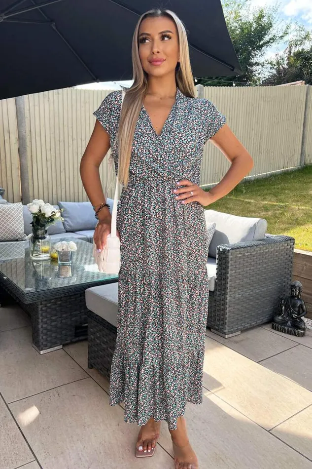 AX Paris Black Floral Print Short Sleeved VNeck Midi Smock Dress Dresses