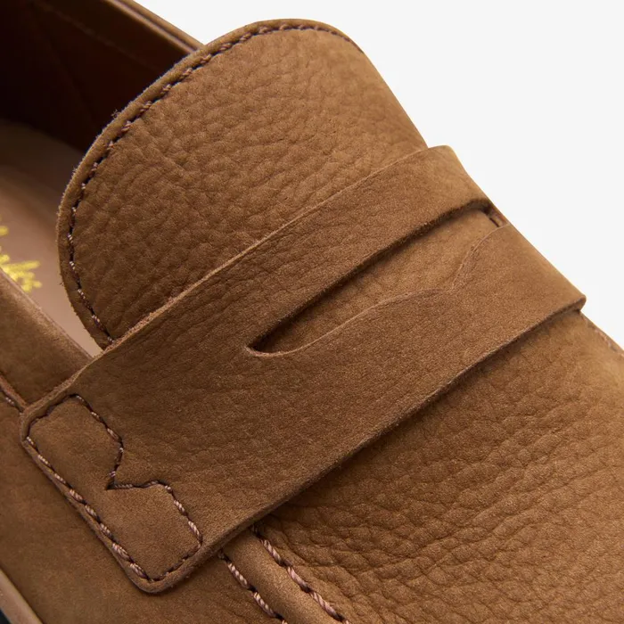 Badell Step Cola Nubuck Men Clarks Casual Dress Shoes