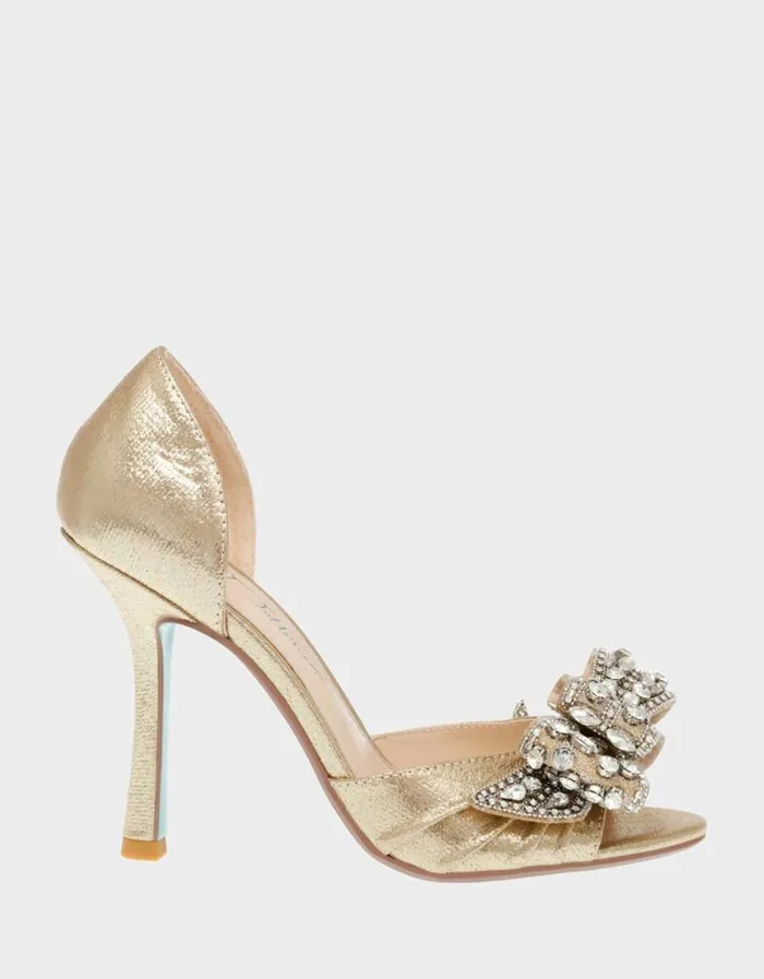 Betsey Johnson Women LANDN GOLD Gold