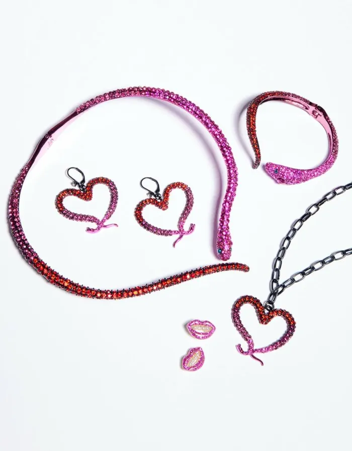 Betsey Johnson Women MIDNIGHT GARDEN HEART DROP EARRINGS FUCHSIA Betsey Johnson Women MIDNIGHT GARDEN HEART DROP EARRINGS FUCHSIA
