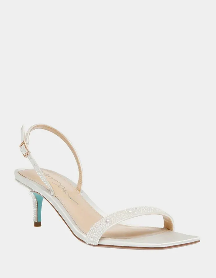 Betsey Johnson Women REBEL IVORY Ivory