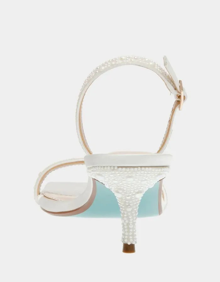 Betsey Johnson Women REBEL IVORY Ivory