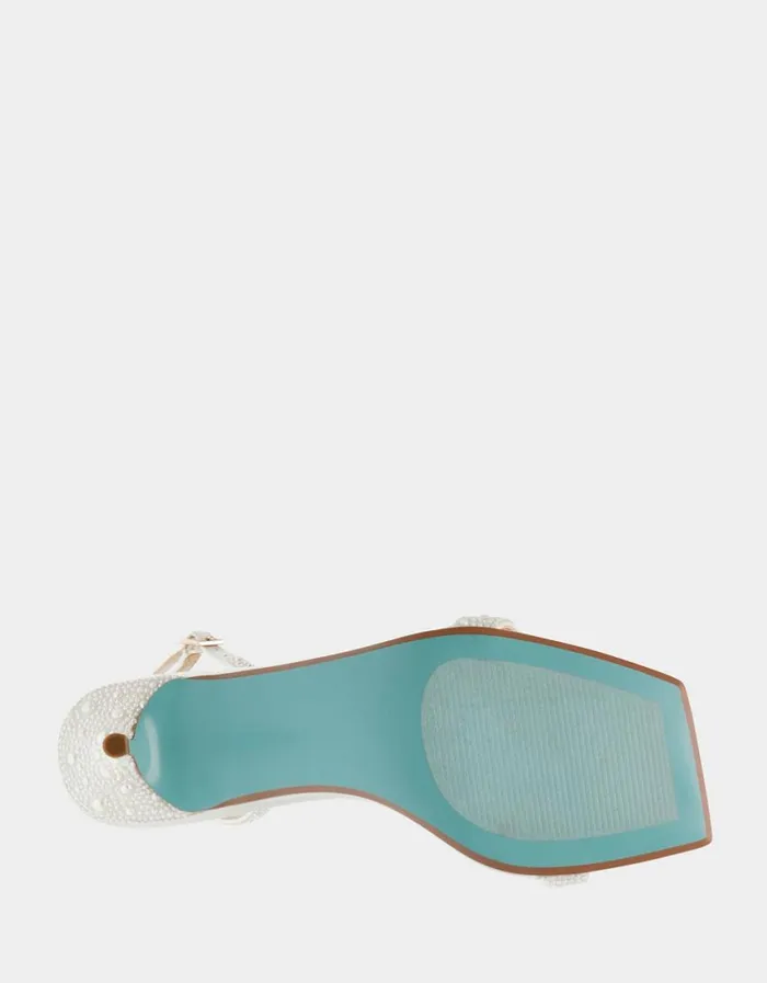 Betsey Johnson Women REBEL IVORY Ivory