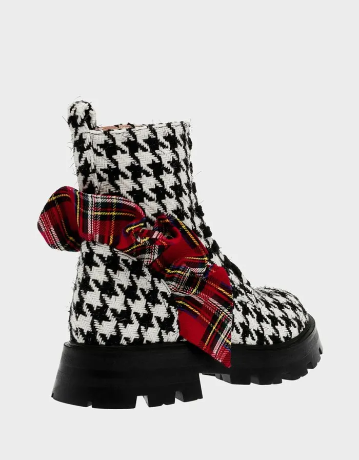 Betsey Johnson Women ROZEY BLACKWHITE Black White