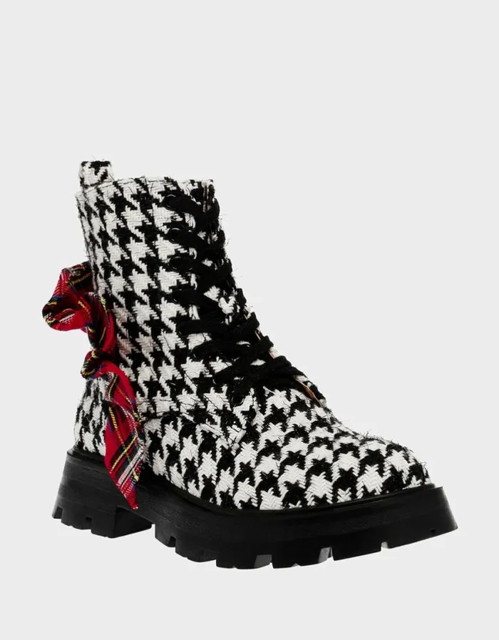Betsey Johnson Women ROZEY BLACKWHITE Black White