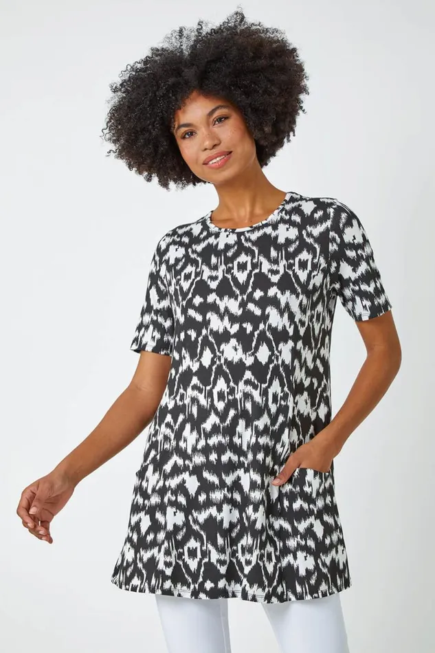 Black Aztec Print Pocket Tunic Women Roman Tops