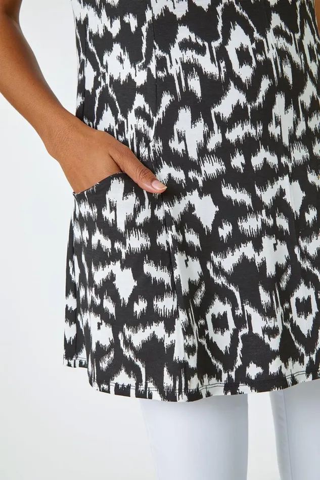 Black Aztec Print Pocket Tunic Women Roman Tops