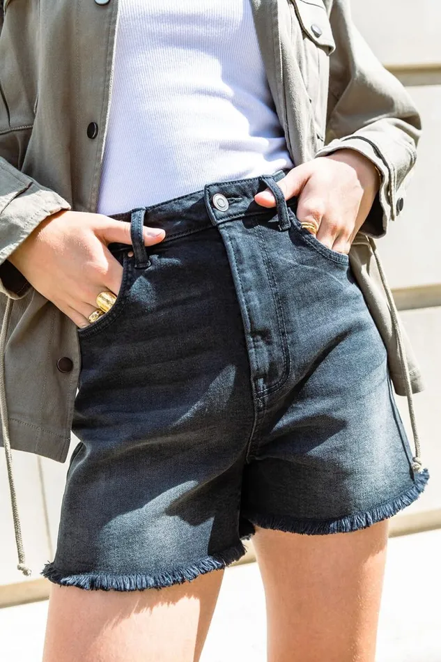 Black Frayed Hem Denim Shorts Women Roman Shorts