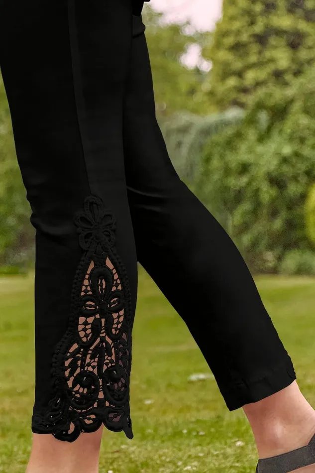 Black Lace Insert Elastic Waist Crop Trousers Women Roman Occasionwear