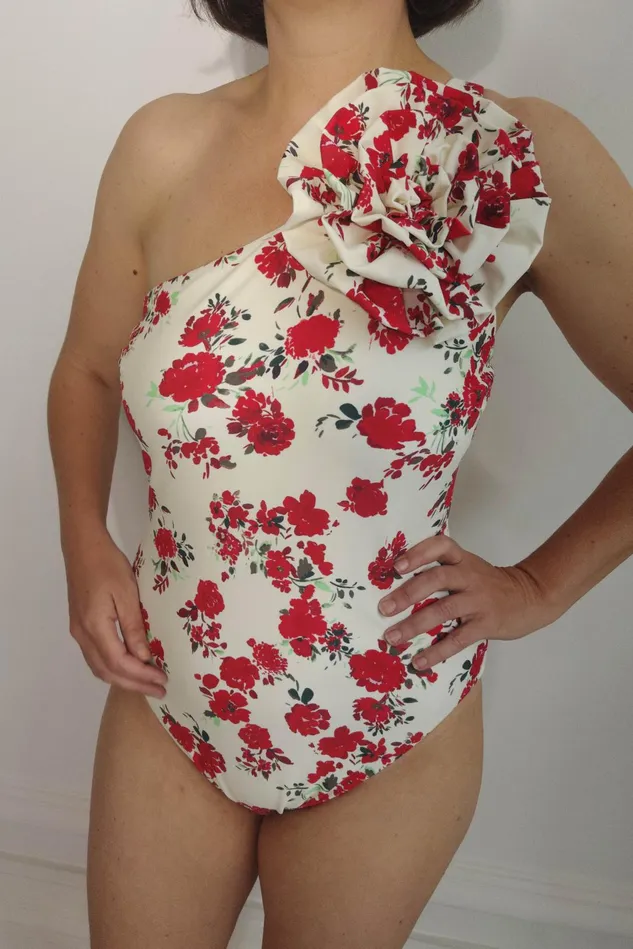 Carrie Swimsuit 8211 Dazzling Red Women Cras Swimwear