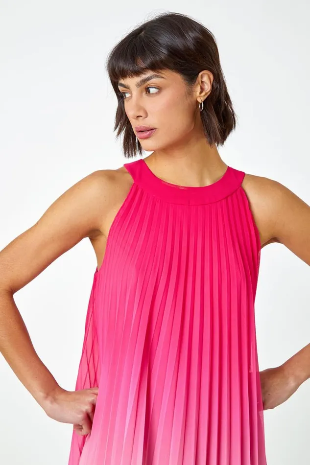 Cerise Ombre Halter Neck Pleated Swing Dress Women Roman Dresses