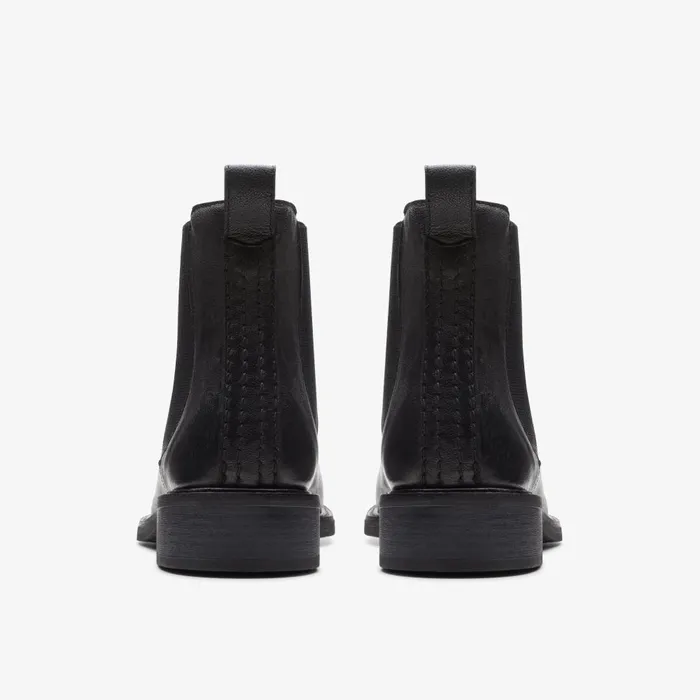 Cologne Arlo 2 Black Leather Women Clarks Boots and Booties