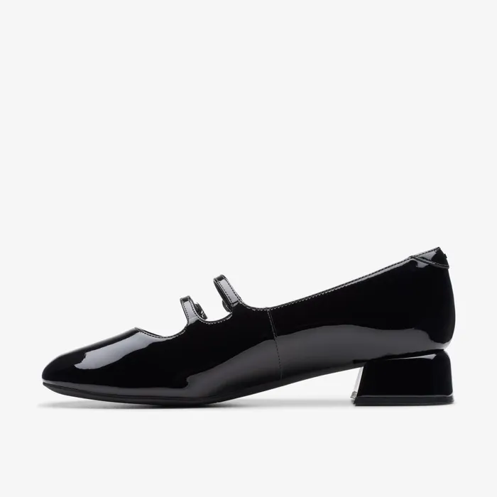 Daiss 30 Shine Black Patent Women Clarks Heels and Pumps