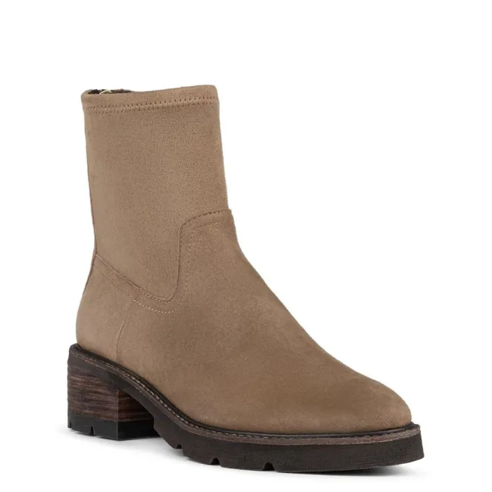 Donald Pliner Boot ERYNA Biscotti Suede 8211 Women Donald Pliner Boot ERYNA Biscotti Suede 8211 Women