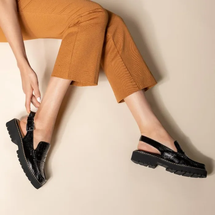Donald Pliner Casual HALIE Black 8211 Women Donald Pliner Casual HALIE Black 8211 Women