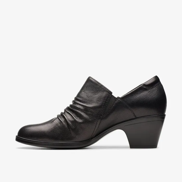 Emily 2 Cove Black Leather Women Clarks Heels and Pumps