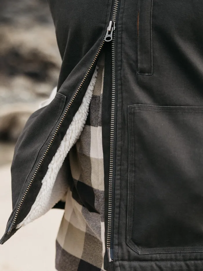 Finisterre Jackets and Coats Men Berings Vest Raven