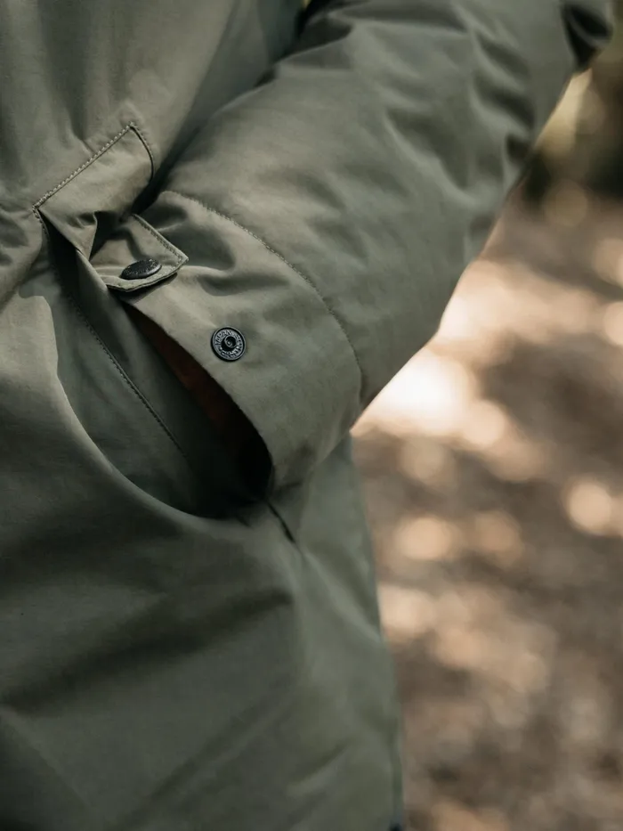 Finisterre Jackets and Coats Men Caelus Waterproof Parka Olive