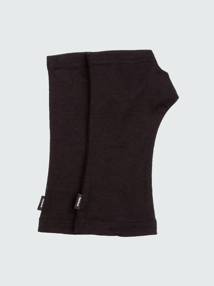 Finisterre Outdoor Accessories MenWomen Eddy 20 Merino Wrist Warmers Black