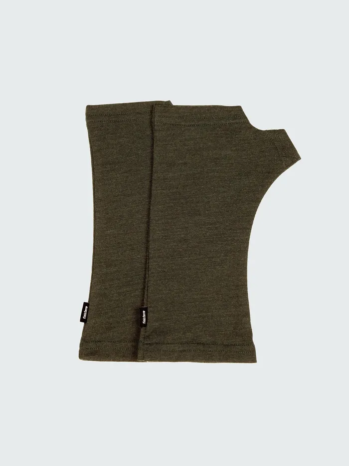 Finisterre Outdoor Accessories MenWomen Eddy 20 Merino Wrist Warmers Olive