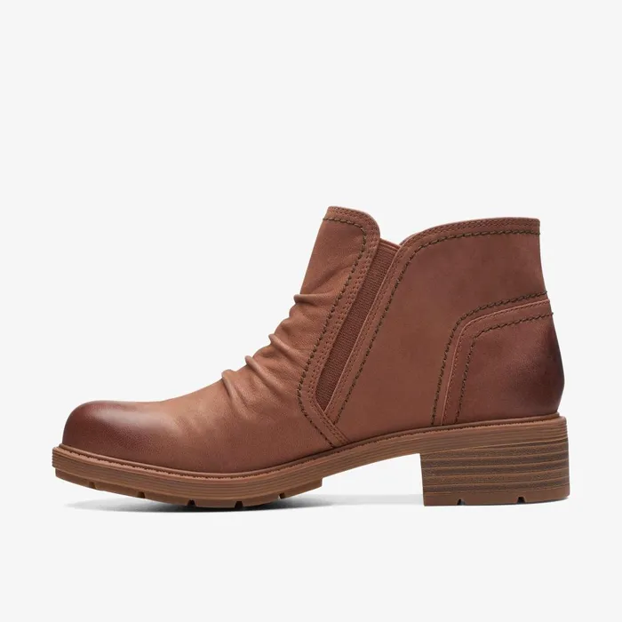 Hearth Dove Tan Nubuck Women Clarks Boots and Booties