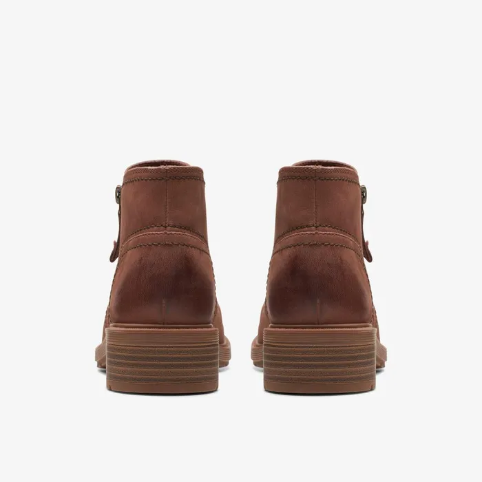 Hearth Dove Tan Nubuck Women Clarks Boots and Booties