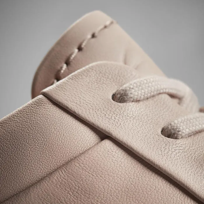 Hollyhock Walk Rose Leather Women Clarks Sneakers
