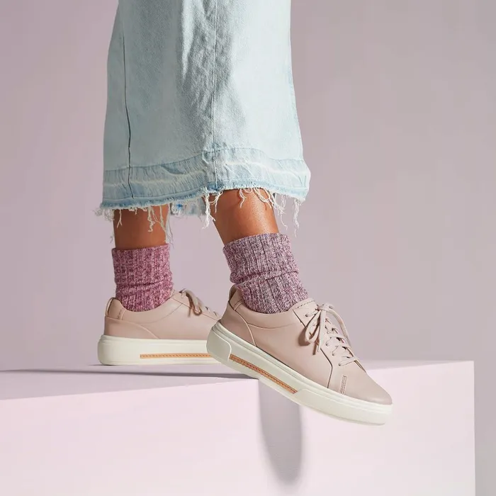 Hollyhock Walk Rose Leather Women Clarks Sneakers