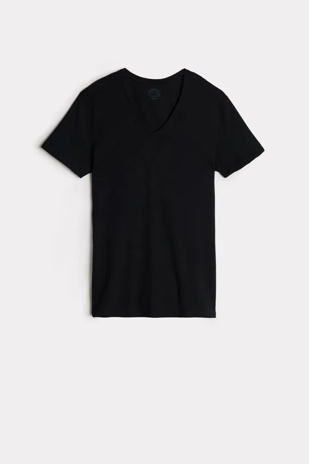 Intimissimi TShirts Polos Men Extrafine Superior Cotton VNeck TShirt Black 019 8211 Black