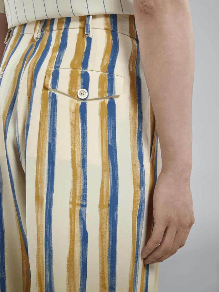 Marni Watercolour Stripe Grain De Poudre Cropped Pants Antique White Mens Trousers Marni Watercolour Stripe Grain De Poudre Cropped Pants Antique White Mens Trousers
