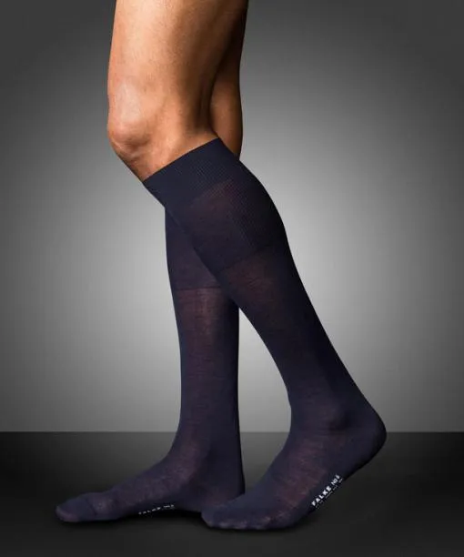 Men No 6 Finest Merino and Silk Men Kneehigh Socks Dark Navy FALKE Knee High Socks