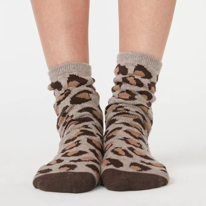 MONROW Accessories Leopard Calf Socks 8211 Women