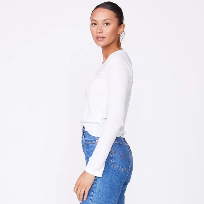 MONROW Long Sleeve Super Fine Jersey Fitted Long Sleeve Crew 8211 Women MONROW Long Sleeve Super Fine Jersey Fitted Long Sleeve Crew 8211 Women