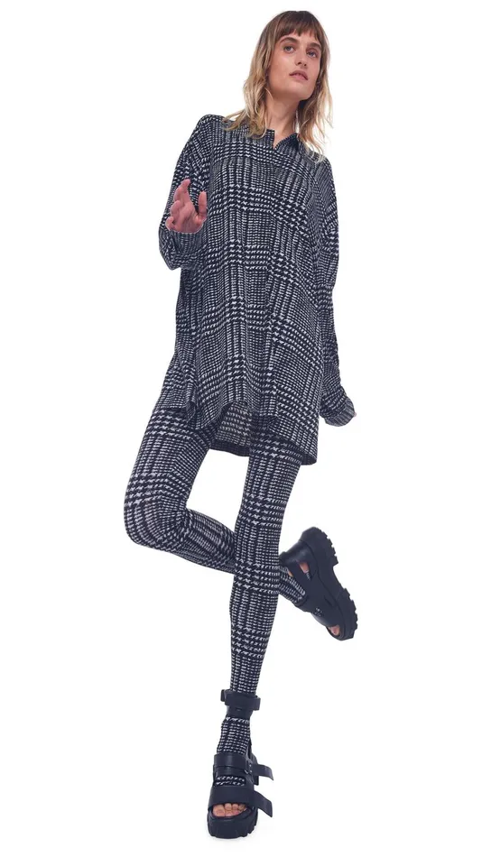 Norma Kamali Bottoms LEGGING WITH FOOTIE Large Glenn Plaid Tweed 8211 Clothing Norma Kamali Bottoms LEGGING WITH FOOTIE Large Glenn Plaid Tweed 8211 Clothing