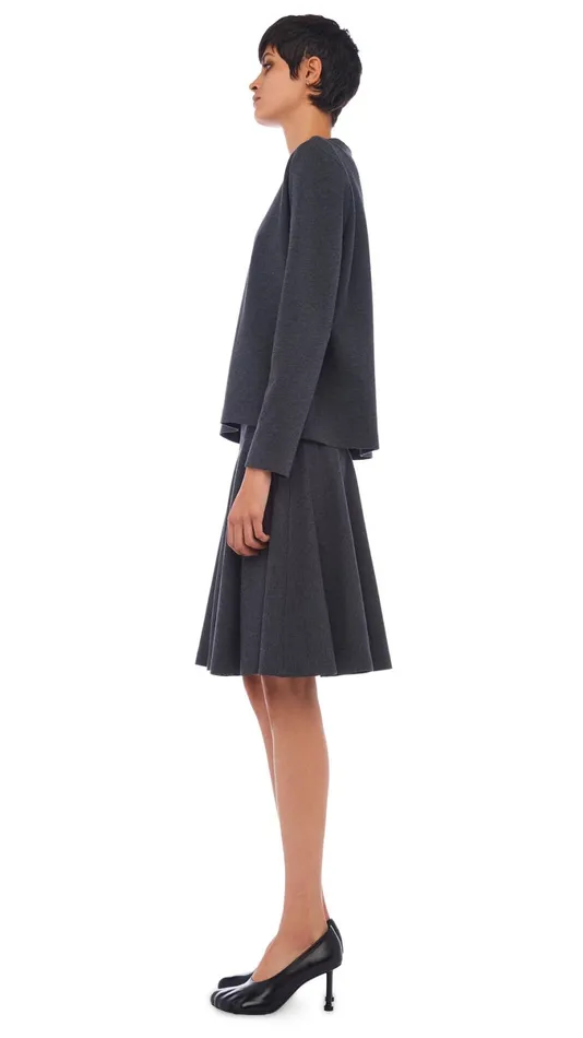 Norma Kamali Tops CROPPED BOYFRIEND CREW TOP Dark Heather Grey 8211 Clothing Norma Kamali Tops CROPPED BOYFRIEND CREW TOP Dark Heather Grey 8211 Clothing