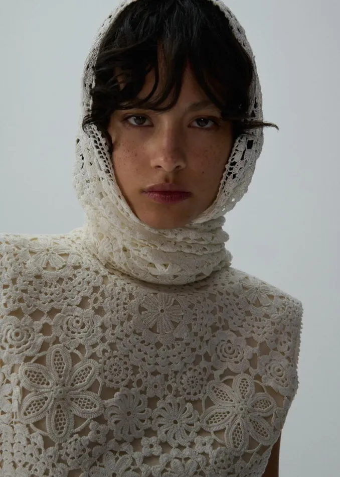 Shop Magda Butrym Accessories Crochet Scarf In Cream Shop Magda Butrym Accessories Crochet Scarf In Cream