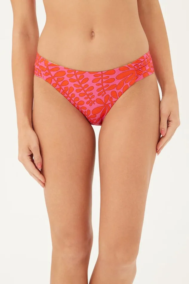 SHOP Trina Turk MATCHING SWIM SETS WOMEN039S TRELLIS REVERSIBLE SHIRRED SIDE HIPSTER SWIM BOTTOM