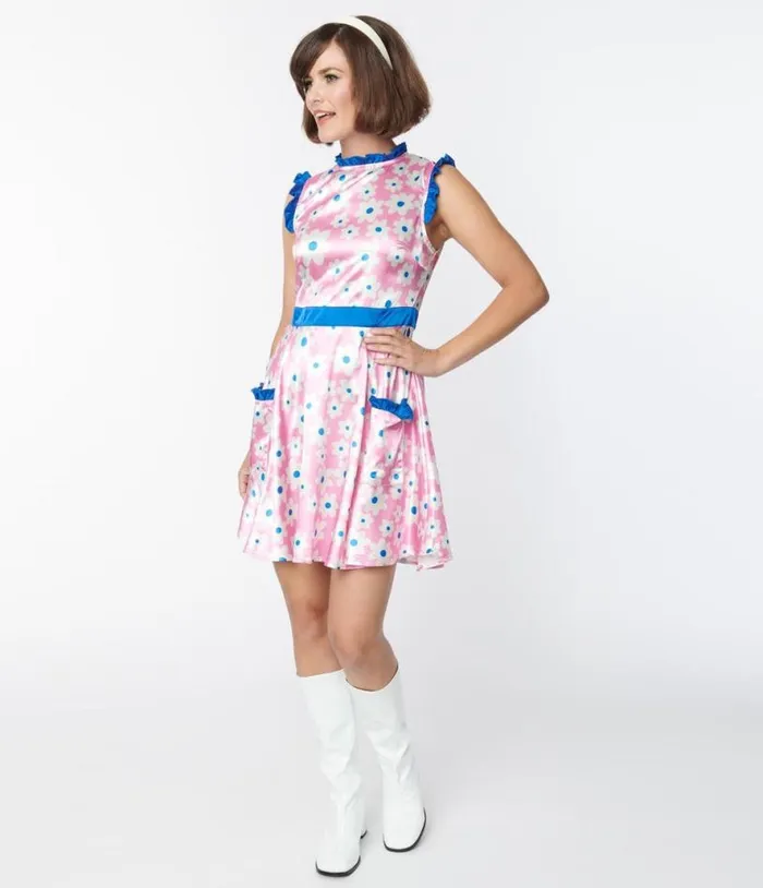 Smak Parlour Pink and White Ditsy Floral Happy Hour Flare Dress Dresses Unique Vintage Pocket Dresses