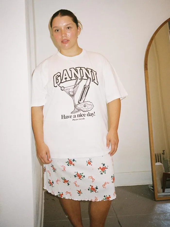 Tops Shop Lisa Says Gah Future Heavy Cocktail Tee