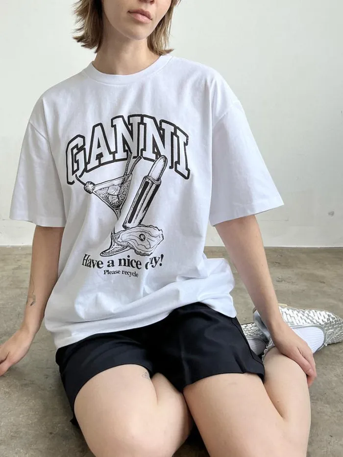 Tops Shop Lisa Says Gah Future Heavy Cocktail Tee