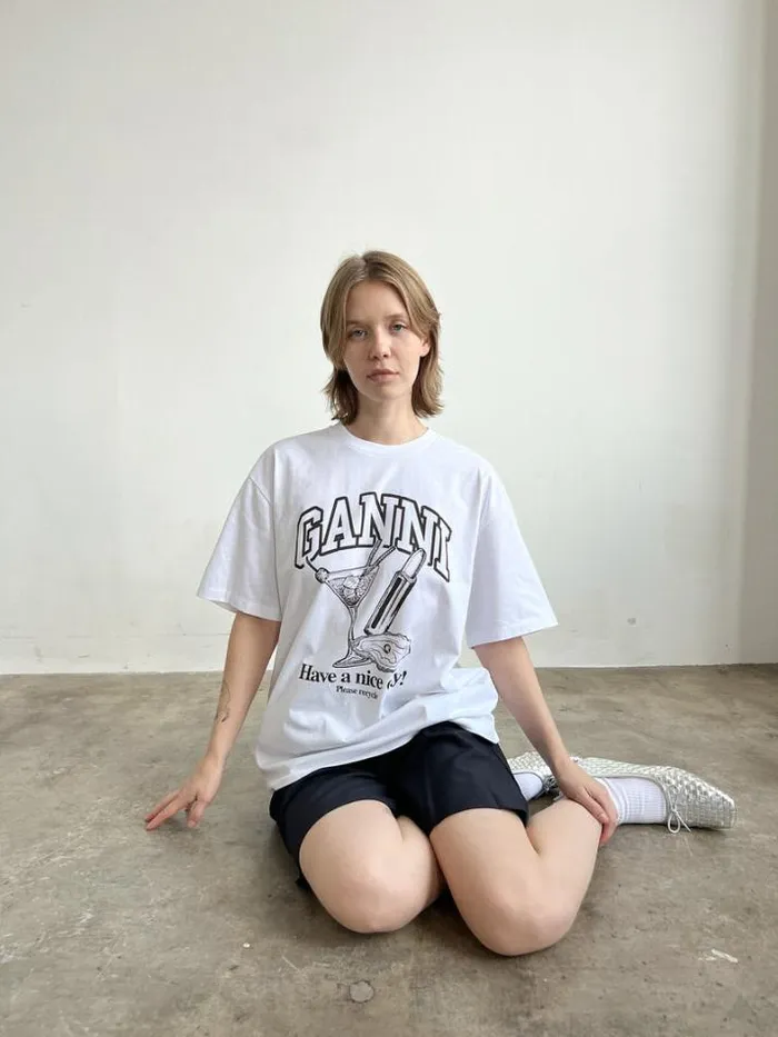 Tops Shop Lisa Says Gah Future Heavy Cocktail Tee