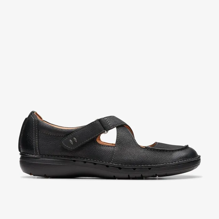 Un Loop Strap Black Leather Women Clarks Flats