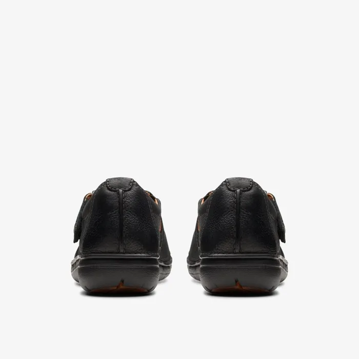Un Loop Strap Black Leather Women Clarks Flats