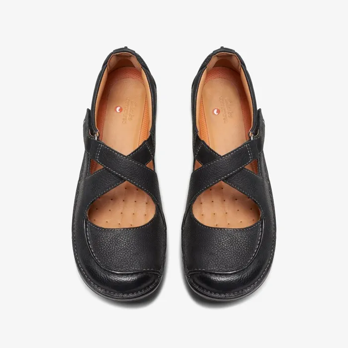 Un Loop Strap Black Leather Women Clarks Flats