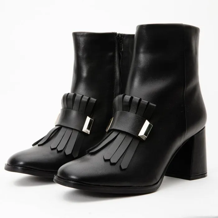Vinci Leather Boots and Booties The Luksor Black Leather Block Heel Boot 8211 Women
