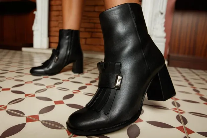 Vinci Leather Boots and Booties The Luksor Black Leather Block Heel Boot 8211 Women