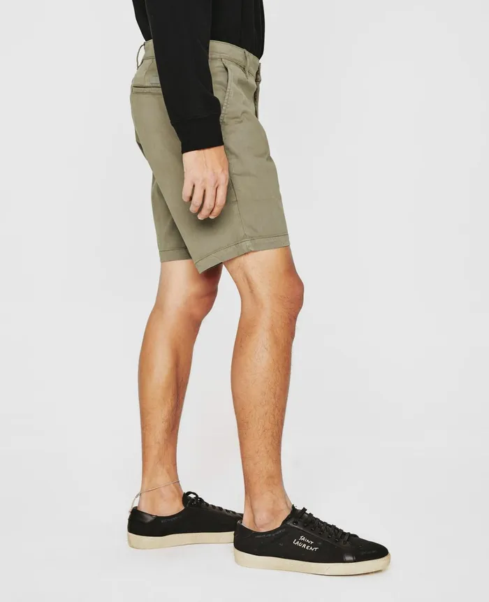 Wanderer Short Sulfur Dried Rosemary Men AG Jeans Shorts Wanderer Short Sulfur Dried Rosemary Men AG Jeans Shorts
