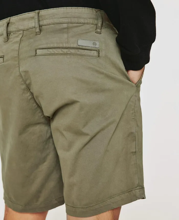 Wanderer Short Sulfur Dried Rosemary Men AG Jeans Shorts Wanderer Short Sulfur Dried Rosemary Men AG Jeans Shorts